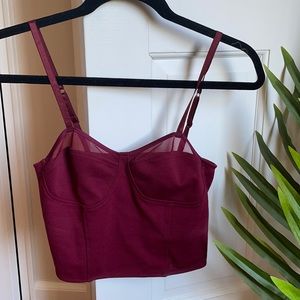 Express crop top with mesh insert